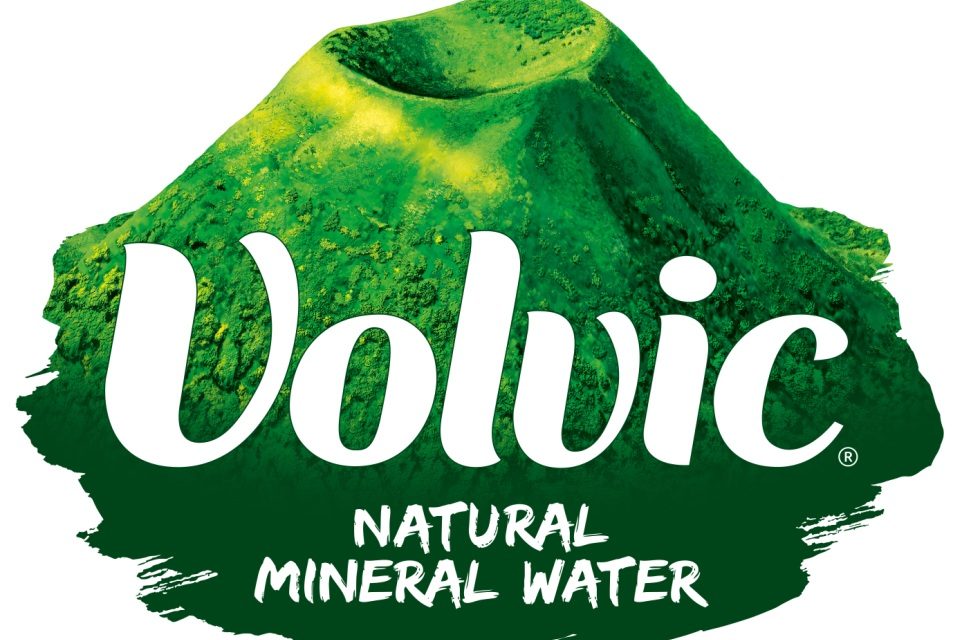 Lepaskan Batasan-batasan Dalam Dirimu dengan Air Mineral Alami Volvic®