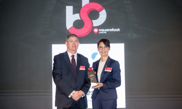 Waterfront Suites Menangkan Penghargaan ‘Best Seaview Serviced Apartment’ di Squarefoot Best of the Best Awards 2019