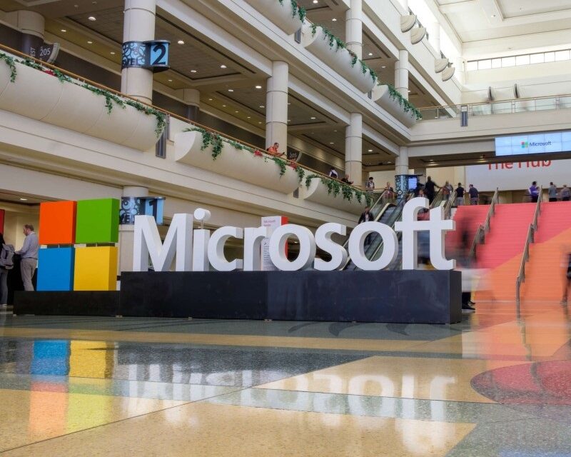 Microsoft Gunakan Teknologi Kollective untuk Menampilkan Skalabilitas  Microsoft Teams dan Streaming Langsung di Pusat Pengalaman dan Teknologi Microsoft di Seluruh Dunia