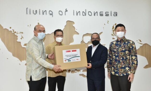 Tanoto Foundation Bermitra dengan Temasek Foundation Sumbangkan Instrumen PCR dan 10.000 Test Kit untuk GSI Lab