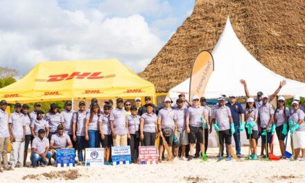 DHL Global Forwarding dan Hapag-Lloyd Sukses Kumpulkan 6.000 kg Sampah dari Garis Pantai di 6 Negara