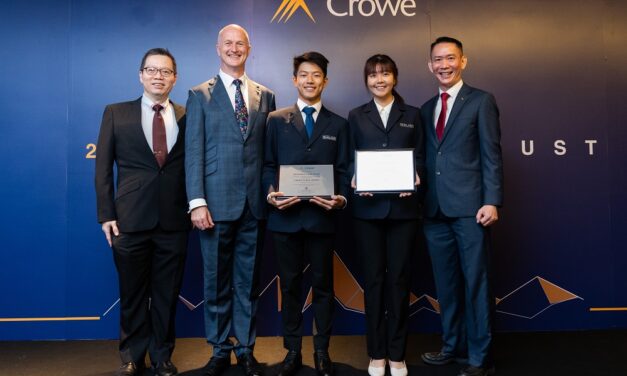 Memetakan Perkembangan Holistik di Bidang Bisnis dan Akuntansi Melalui Program Beasiswa Crowe Perdana