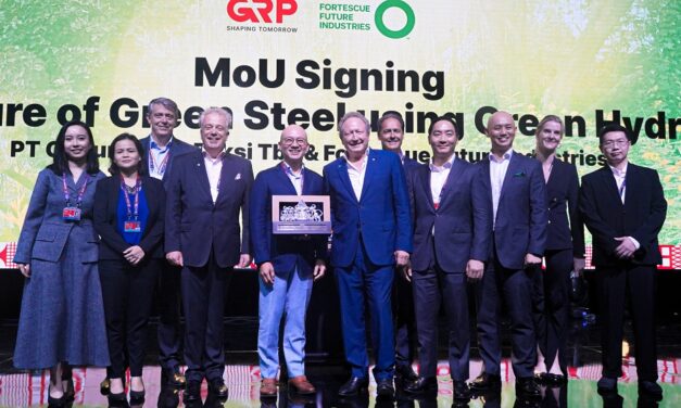 Gunung Raja Paksi Perkuat Komitmen Produksi Baja Berkelanjutan di Asia Tenggara Melalui Dua Penandatanganan MoU dengan FFI dan KADIN