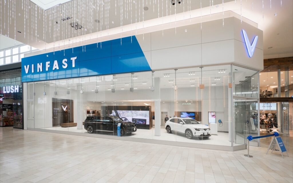 VinFast Resmikan Dealer Pertamanya di Yorkdale Shopping Center Toronto dan Segera Buka Tujuh Dealer Lagi di Kanada