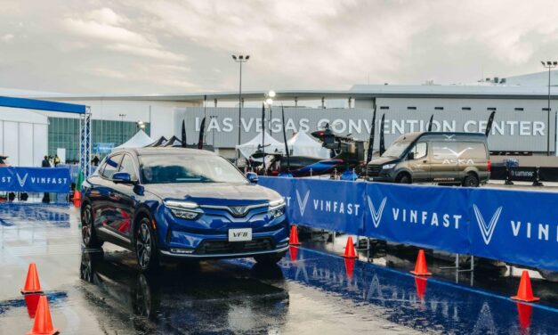 VinAI Perkenalkan Fitur Baru yang Lebih Canggih dalam Teknologi Berkendara di CES 2023