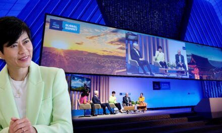 CEO Watson Menekankan Pentingnya “Perubahan Adaptif” di Consumer Goods Global Summit di Kyoto, Jepang