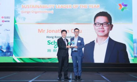 Jonathan Chiu, Presiden Schneider Electric Hong Kong, Memenangkan Penghargaan ‘Pemimpin Keberlanjutan Luar Biasa Tahun ini’ di Hong Kong Sustainability Awards 2023 yang Diselenggarakan oleh HKMA
