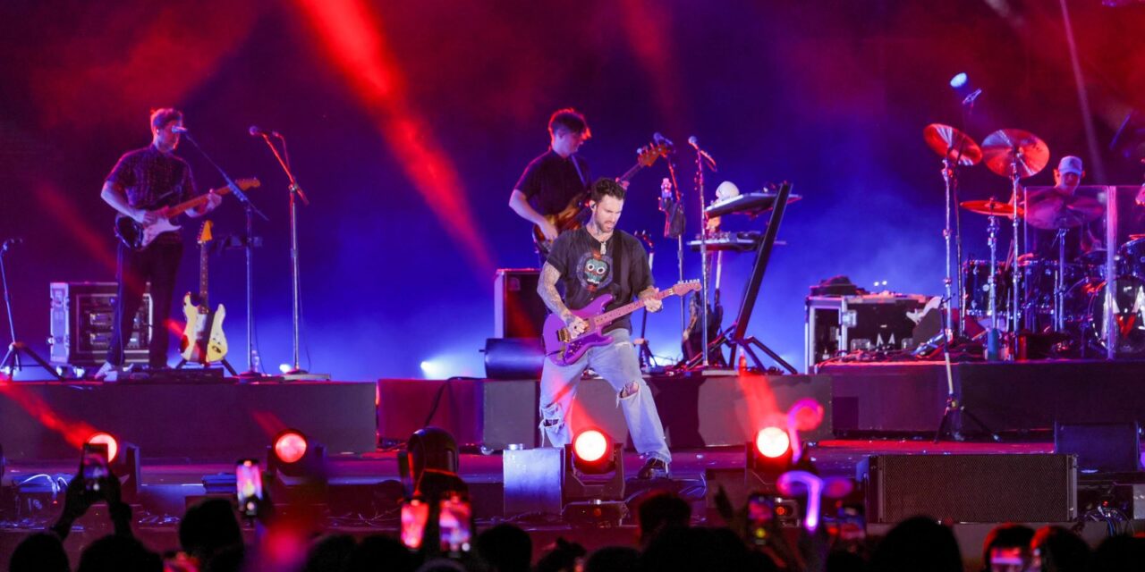 Maroon 5 Pukau 11.500 Penonton di Festival Musim Dingin 8Wonder