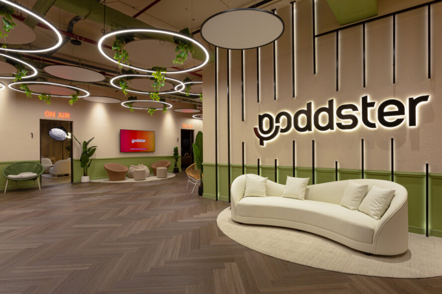 Ekspansi Pertama Global, Poddster Dirikan Kantor Pusatnya di Asia, yang Berlokasi di Singapura