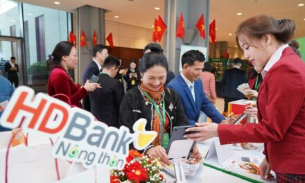 HDBank Tingkatkan Modal Kredit Hijau untuk Membawa Beras Vietnam ke Pasar Dunia