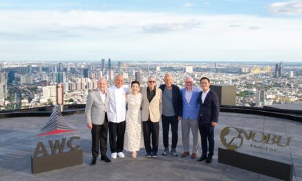 AWC Smbut Para Pendiri Nobu Hospitality di ‘Nobu Bangkok’, Restoran Nobu Tertinggi di Dunia di EA Rooftop at The Empire