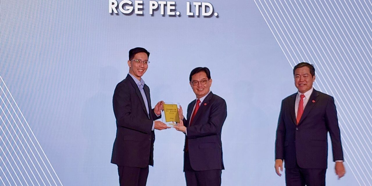 RGE Dianugerahi Penghargaan ‘Champion of Good’ oleh National Volunteer and Philanthropy Centre (NVPC)