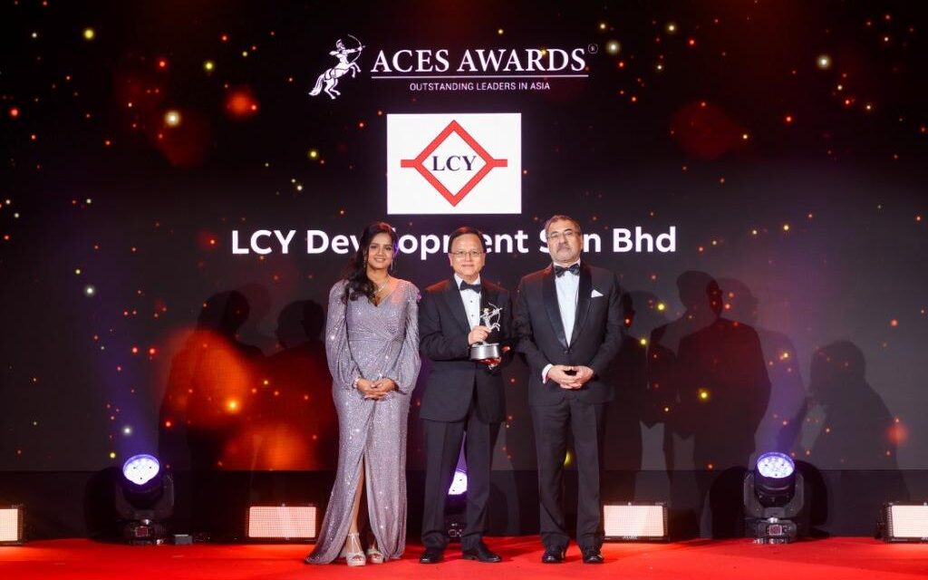 Pendiri dan CEO LCY Development Francis Lau, Dianugerahi Penghargaan ‘Outstanding Leader’ di ACES Awards 2024