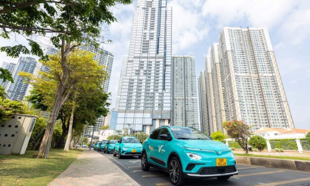 Jalan Jakarta Menuju Taksi Ramah Lingkungan, Sebuah Catatan dari Xanh SM