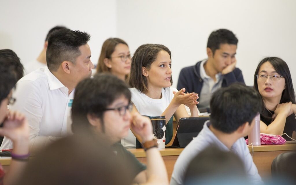 CUHK Business School: Enam Dekade Keunggulan dalam Pendidikan Bisnis Global