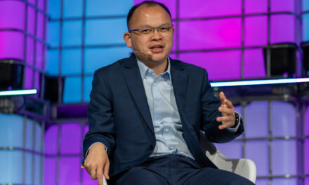 CEO XTransfer Bill Deng Diundang Sebagai Pembicara di Web Summit Qatar 2025