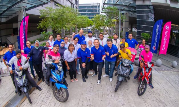 Hong Leong Islamic Bank dan foodpanda Bagikan 1.000 Paket Buka Puasa untuk Rider foodpanda dalam Inisiatif ‘Senyum-Senyum Ramadhan’