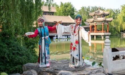 Pekan Budaya Teh Internasional Chaoyang 2025 Resmi Dibuka: Perpaduan Teh, Opera, dan Warisan Budaya Tiongkok