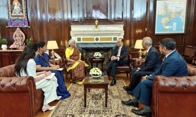 CEO Prudential Temui Menteri Keuangan India, Tegaskan Komitmen Jangka Panjang di Pasar Strategis India