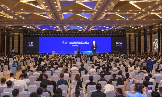 China Pamerkan Kemajuan Besar dalam Industri Big Data pada Expo Internasional 2025 di Guiyang