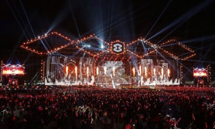 8Wonder: Momen Keajaiban — Musik Menuliskan Semangat Vietnam yang Berkembang dan Tekad untuk Terbang Tinggi