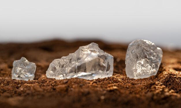 De Beers dan Endiama Temukan Sumber Kimberlit Baru di Angola