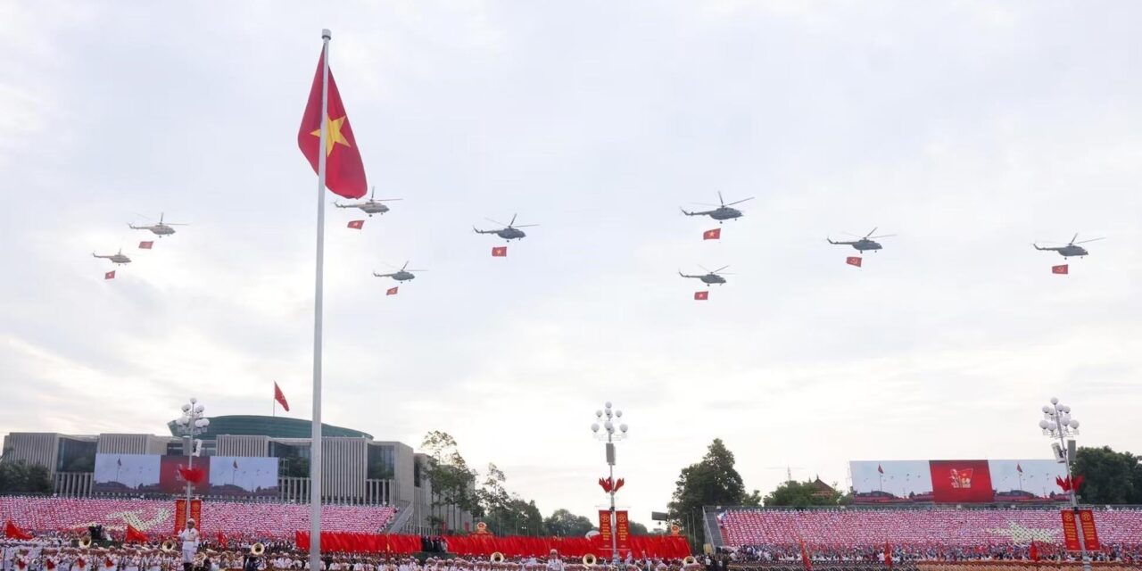 Layar LED Absen Seluas 2.000㎡ Terangi Perayaan Hari Nasional Vietnam ke-80 di Lapangan Ba Dinh