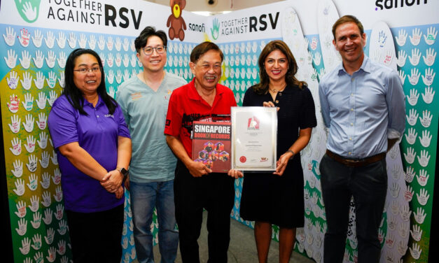 Sanofi Cetak Rekor Nasional dengan ‘Mural Terbesar dari Tangan Magnetik’ untuk Kampanye Bersama Melawan RSV