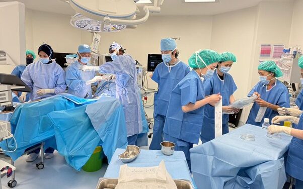 Thomson Fertility Perkenalkan Terapi Aktivasi In-Vitro (IVA): Harapan Baru bagi Wanita yang Menghadapi Insufisiensi Ovarium Primer (POI) & Penurunan Cadangan Ovarium (DOR)