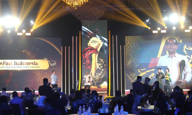 VinFast Raih Penghargaan “Accelerator of Indonesia’s Electric Vehicle Ecosystem” di detikcom Awards 2025