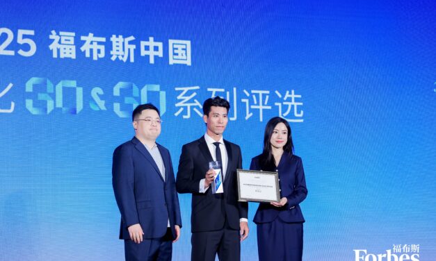 Merek Kursi Ergonomis Terdepan Singapura, Hinomi, Diakui oleh Forbes