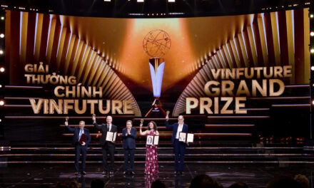 VinFuture 2025 Merayakan Empat Pencapaian Ilmiah Terobosan di Bawah Tema “Bangkit dan Berkembang”