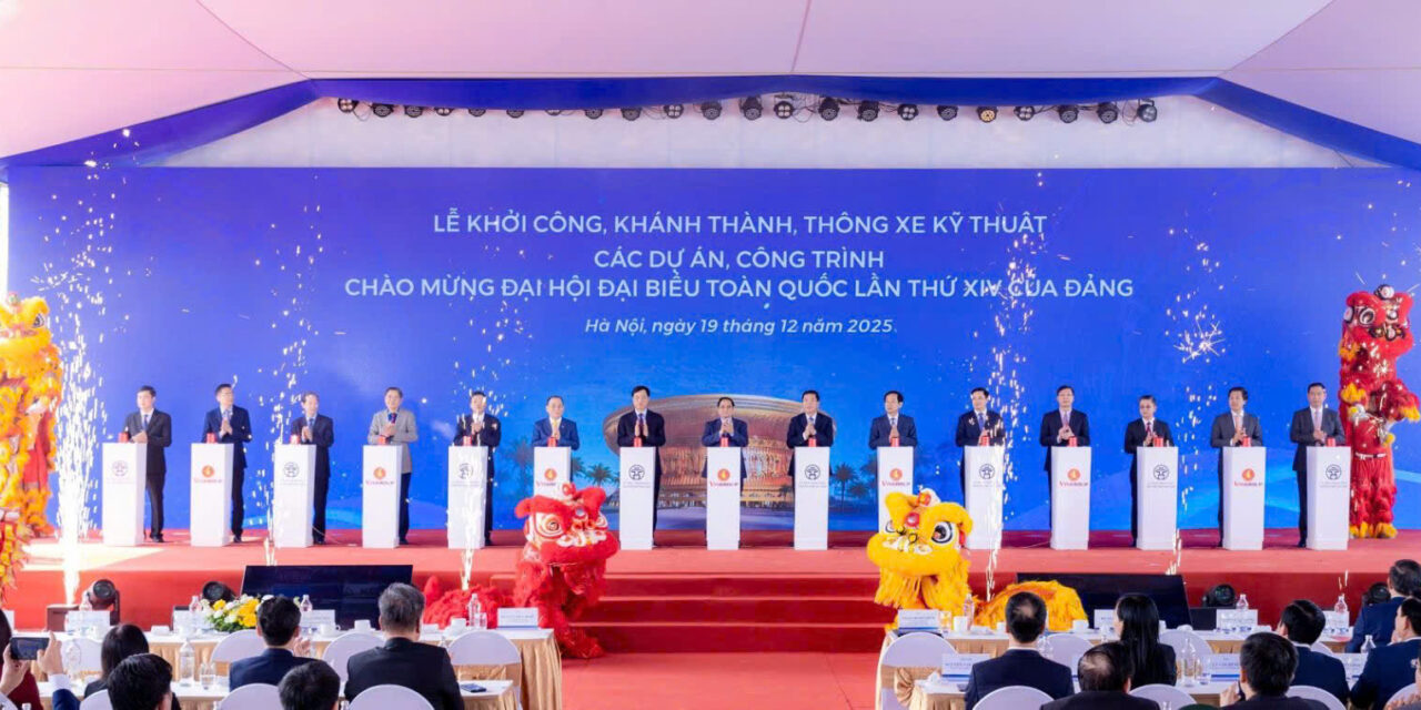 Vingroup Secara Bersamaan Meluncurkan dan Meresmikan 11 Proyek Strategis di Vietnam