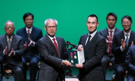 “House of Dancing Water” dari Melco Raih Medal of Merit – Tourism atas Kontribusinya bagi Pariwisata Makau