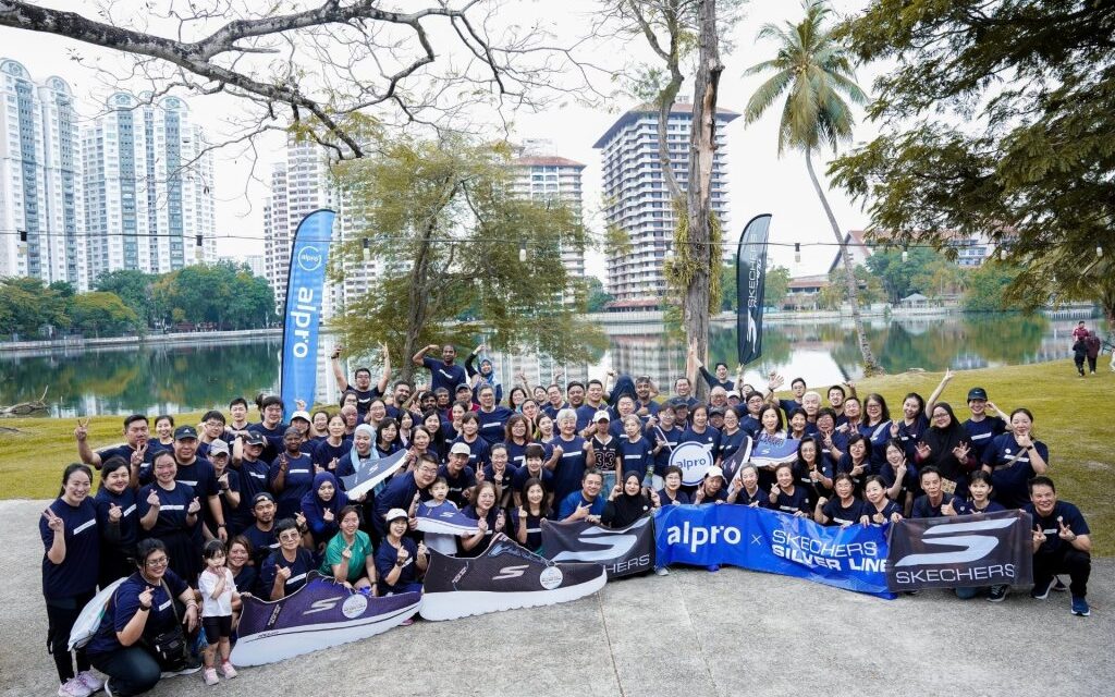 Langkah Lebih Aman untuk Orang yang Membesarkan Kita: Alpro dan Skechers Luncurkan ‘Silver Line’