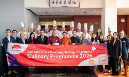 Talenta Kuliner Muda Bhutan Mengasah Keterampilan dalam Program Pertukaran Kuliner di Hong Kong yang Disponsori oleh Lee Kum Kee
